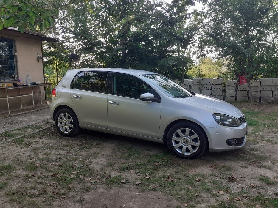Vând Volkswagen Golf 16Tdi