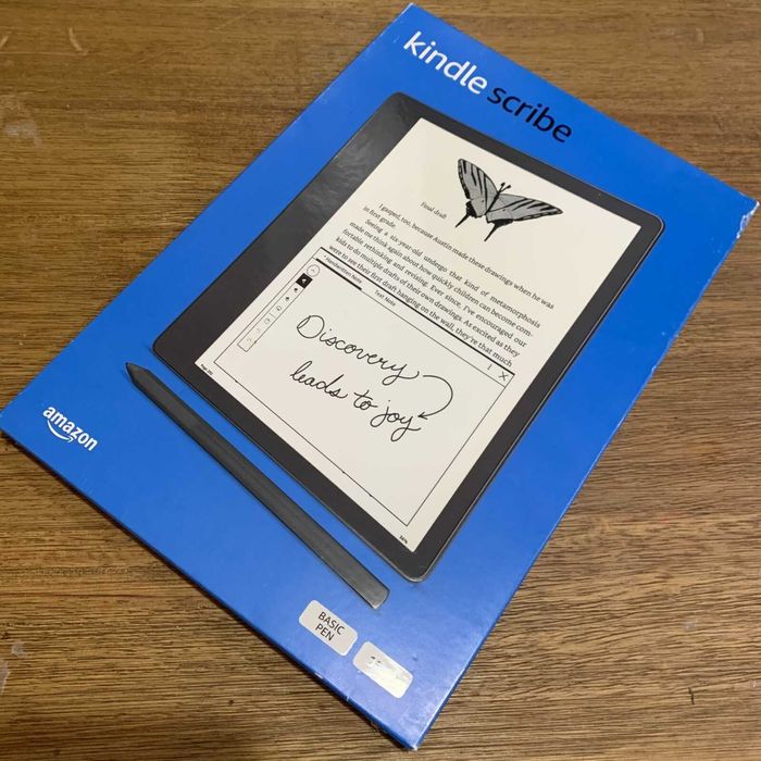 Kindle Scribe Basic Premium Pen NOU SIGILAT