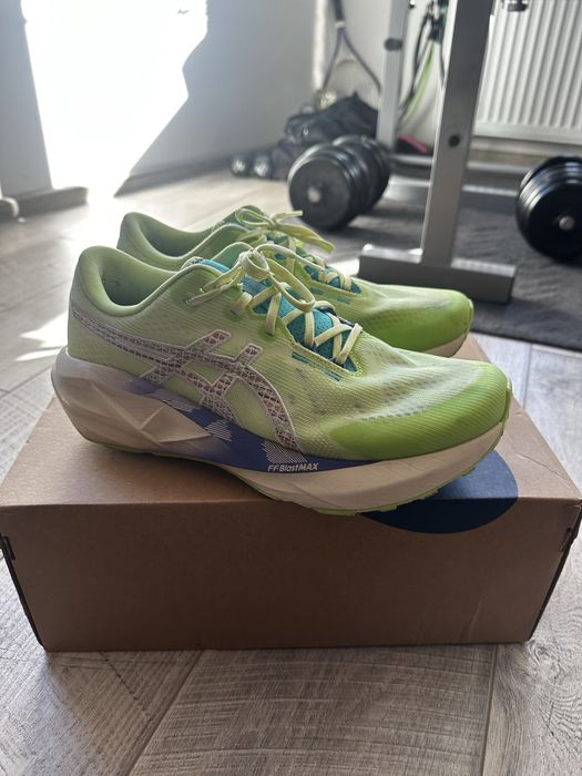 Asics Novablast 5 обувки за бягане