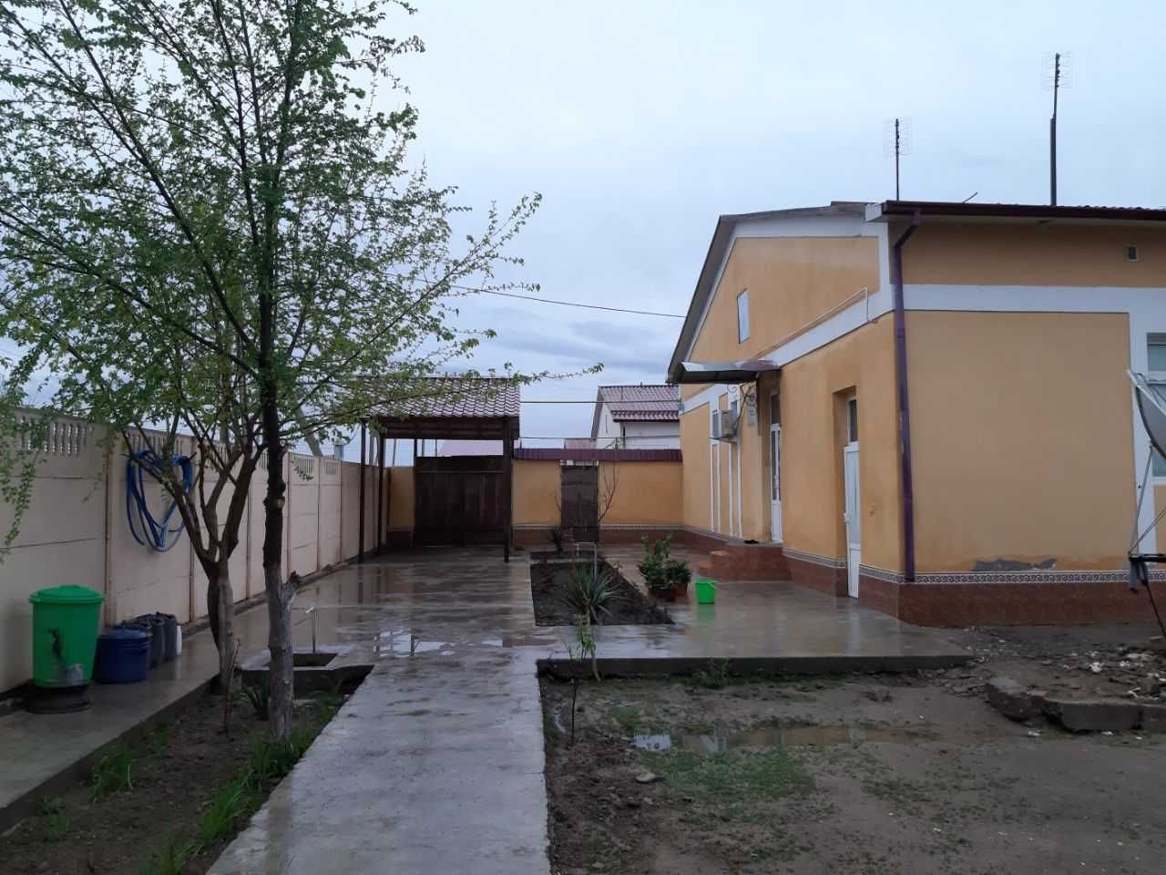 6 сотихли уй мебеллари билан