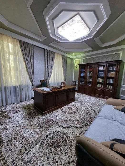 Sotiladi Евро Дом Яккасарай махаля Бог Сарай 3,5 сотки 4 уровня