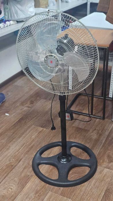 Вентилятор напольный