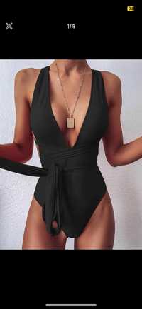 Costum de baie negru