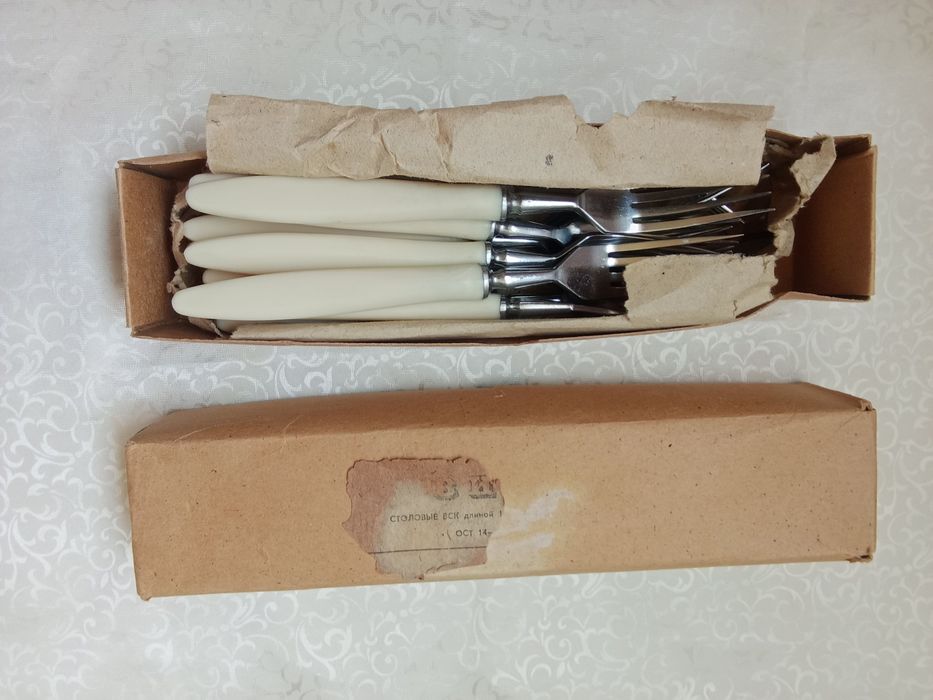 Вилки столовые СССР НОВЫЕ ( 12 шт )