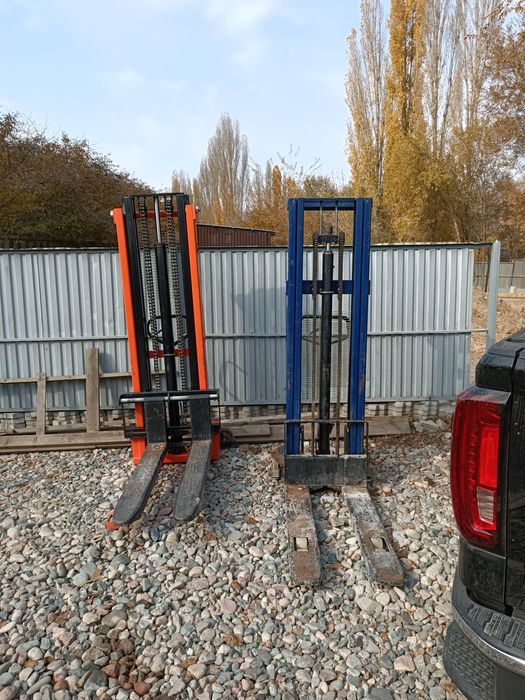 Продам штабелеры 3 метровые 3шт есть