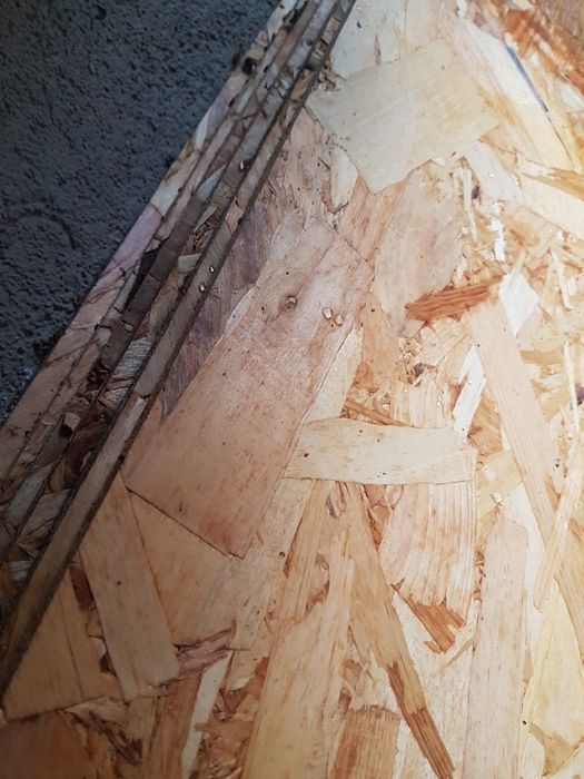 Vând 4 foi tablă maro 2m×1,25