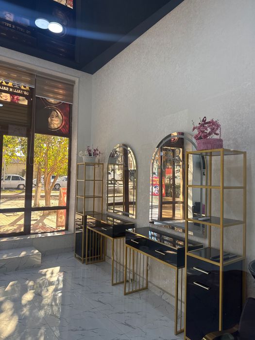 Mebel salon donaga ham sotiladi