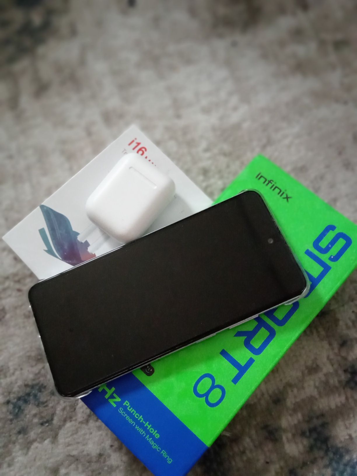 Infinix Smart 8_i16 Max Airpod