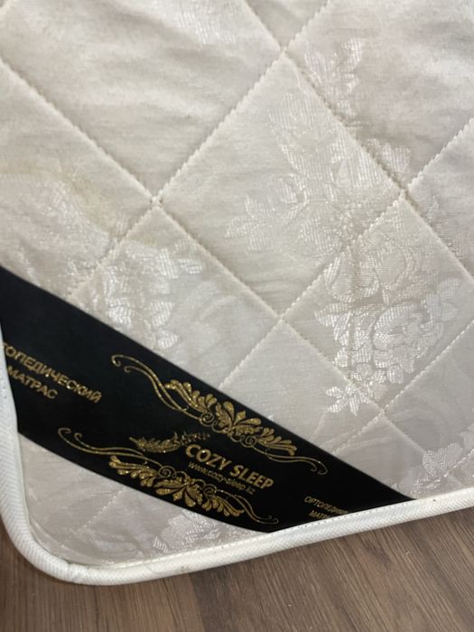 Матрас бу чистый 180*200