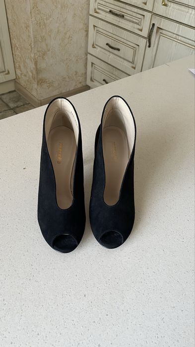 Ботильоны с открытым носом