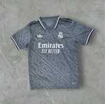 Real Madrid tricou si pantaloni