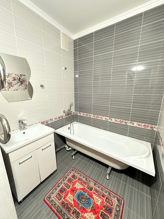 Продам 3 комн. кв Батыс 2