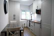 Inchiriez ap 2 cam parter Iosia N, renovat recent