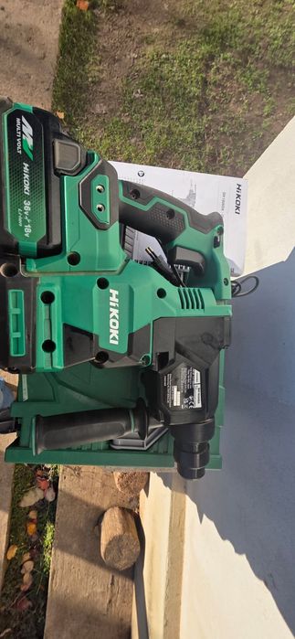 Rotopercutor hikoki dh 1826da an 2024.la set . Cutie,baterie,incarcato