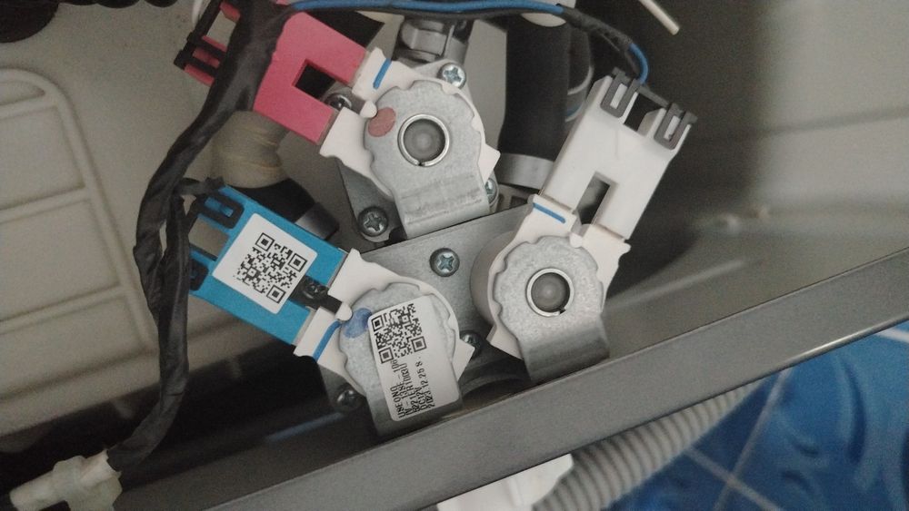 Remont televizor barcha turdagi. Led,Oled, Smart, Android, prashifka.