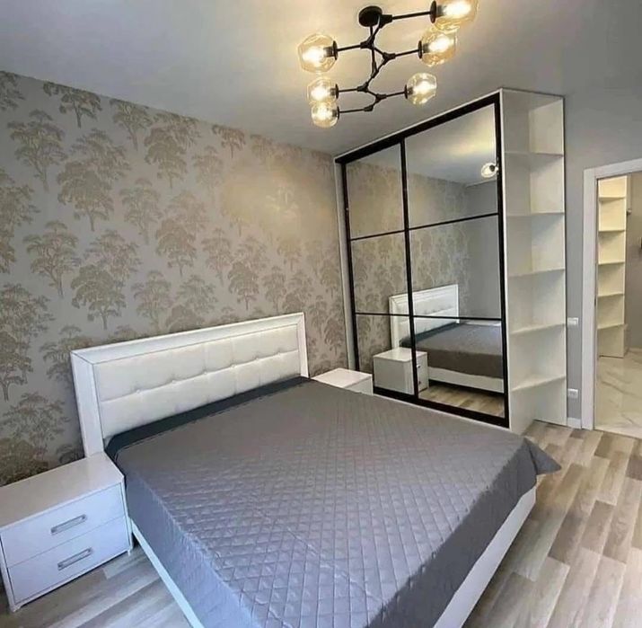 Посуточно/ночь 1 комнатная квартира левый берег