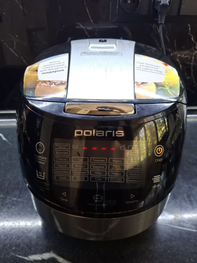 Мультиварка Polaris в отличном состоянии
