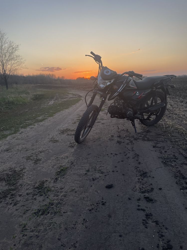 Продам мотоцикл альфа спарк 125