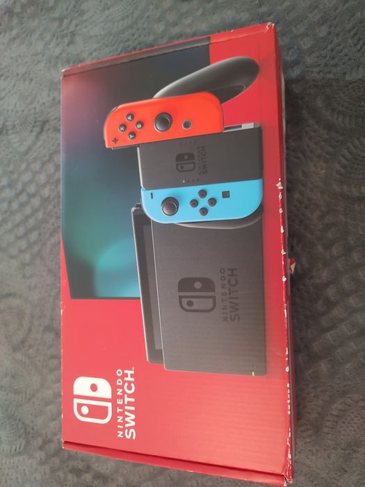 Nintendo switch + cutie de transport și card microSD de 256gb