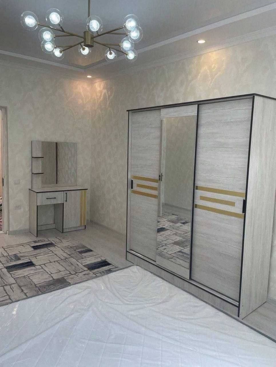 Сдаётся квартира на Чиланзаре 19квартале 2*3 для семьи 400у.е