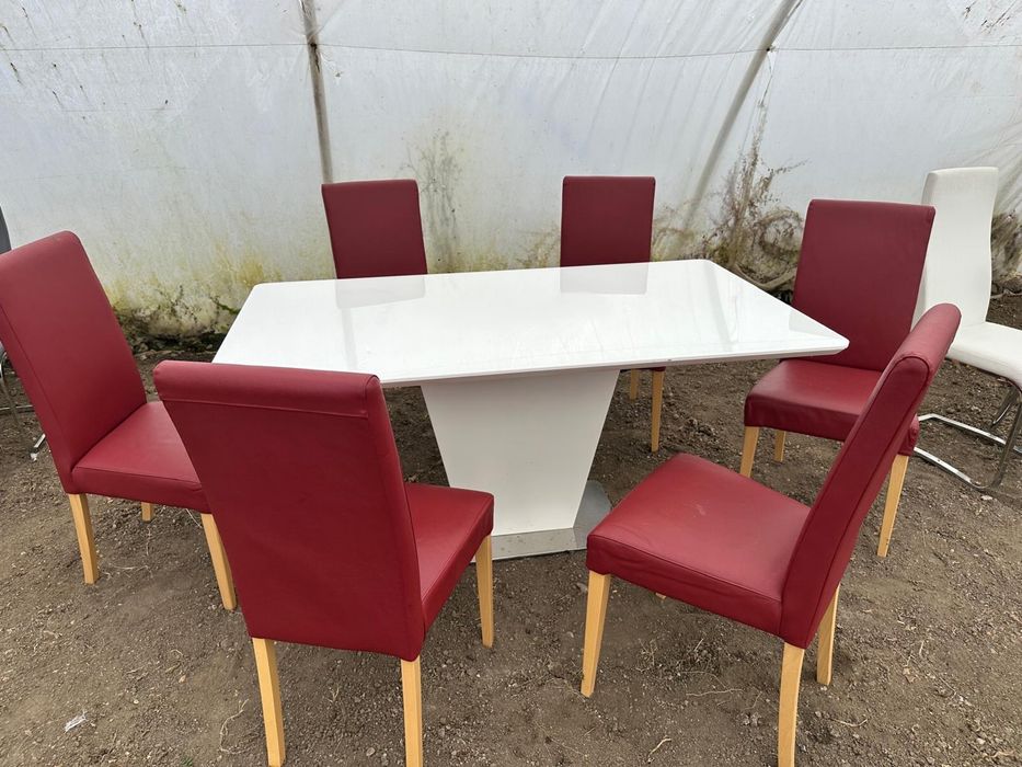 Masa din lemn si scaune