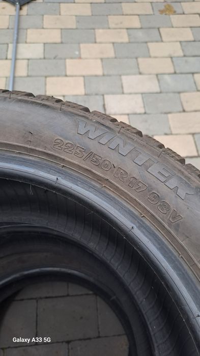 Anvelope de iarna pe 17 , 225 , 50 r17