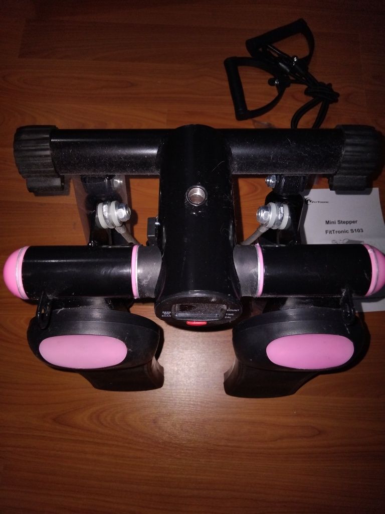 Stepper fitTronic cu afisaj electronic