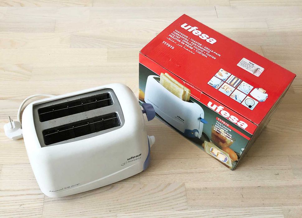 Тостер за филии UFESA ALLEGRO