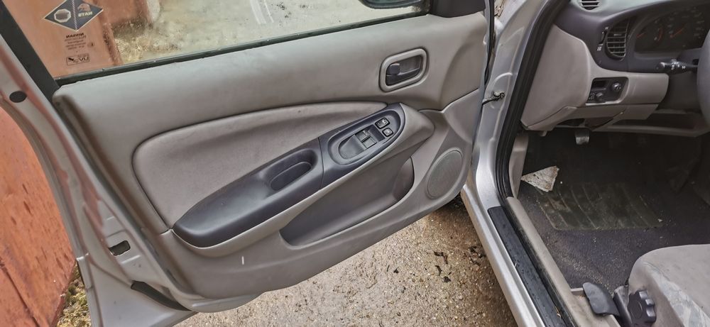 Nissan Almera 1.5 бензин 90кс цяла за части, всичко налично