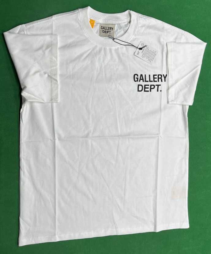 Tricou Gallery Dept