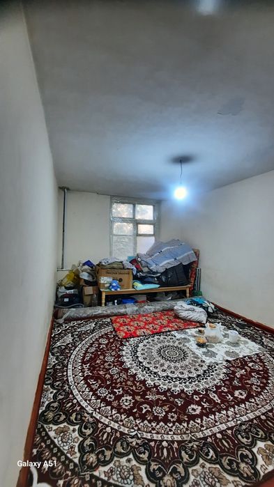 Срочно продаётся Юнусабвд  2/2/2  Галерейка