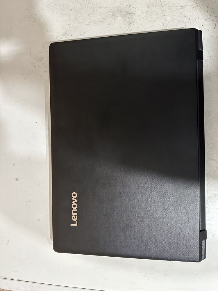 Продаю ноутбук Lenovo б/у