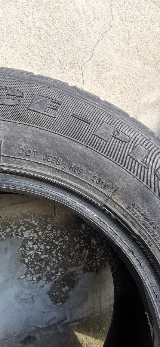 Гуми 215/70 R16 100H