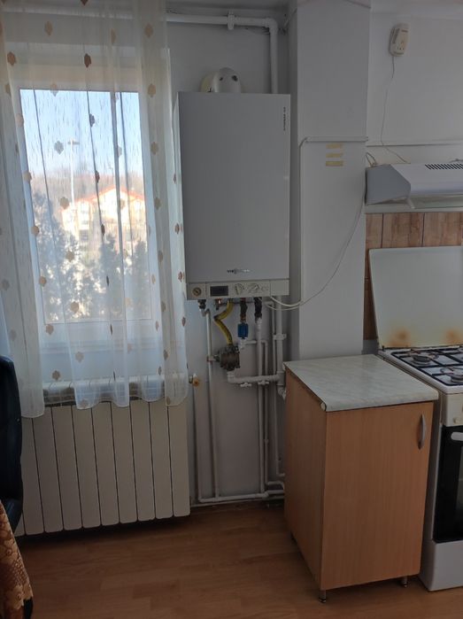 Închiriez apartament -zona excelenta, liniște și confort.