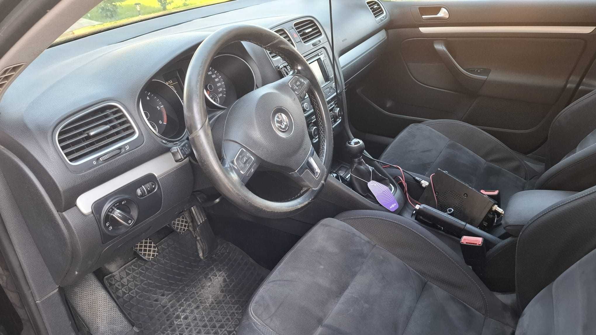 Volkswagen Golf 6 HighLine - 2.0 TDI - 140 CP - 2010