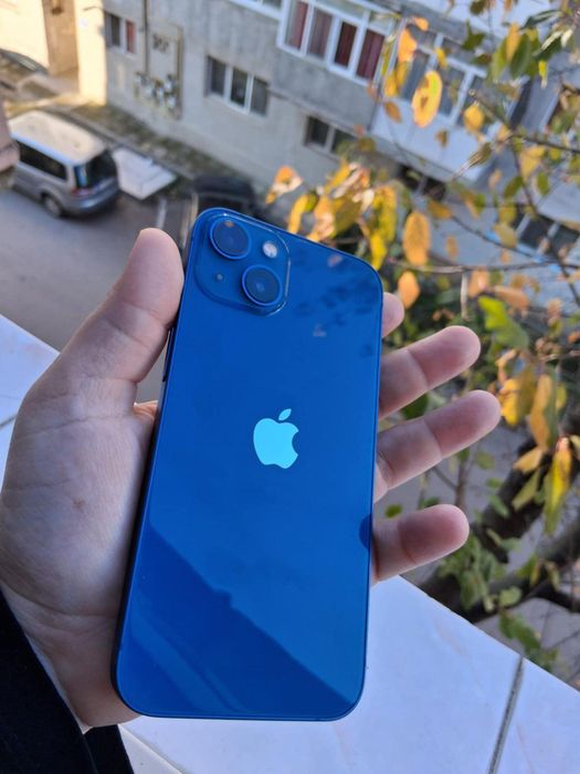 iPhone 13blue...