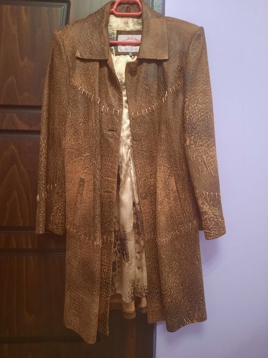 Haina de Piele Intoarsa