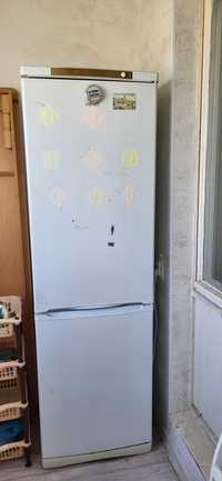 Индизит холодильник
