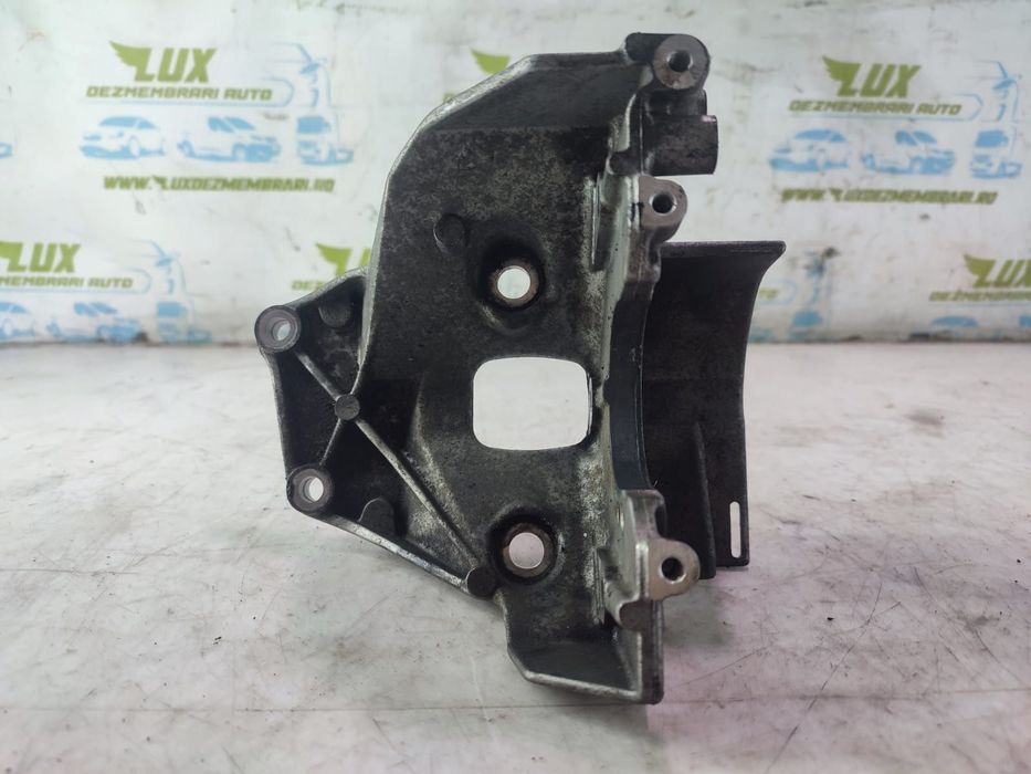 Suport pompa injectie 057130147AF 4.2 tdi CDSB Porsche Cayenne 958 [2