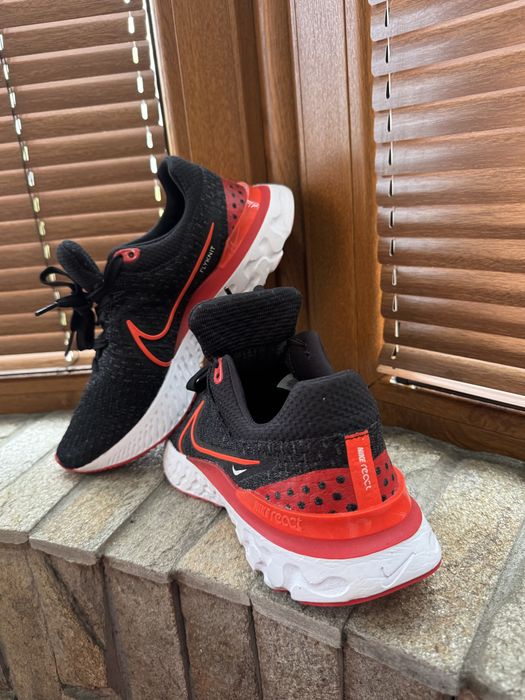 Дамски Маратонка Nike