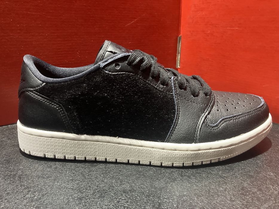 Оригинални! Nike Jordan 1 Retro Low Pony - 40 ShoeMag