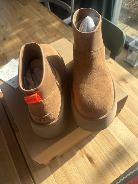 UGG Mini Dipper, noi, originale
