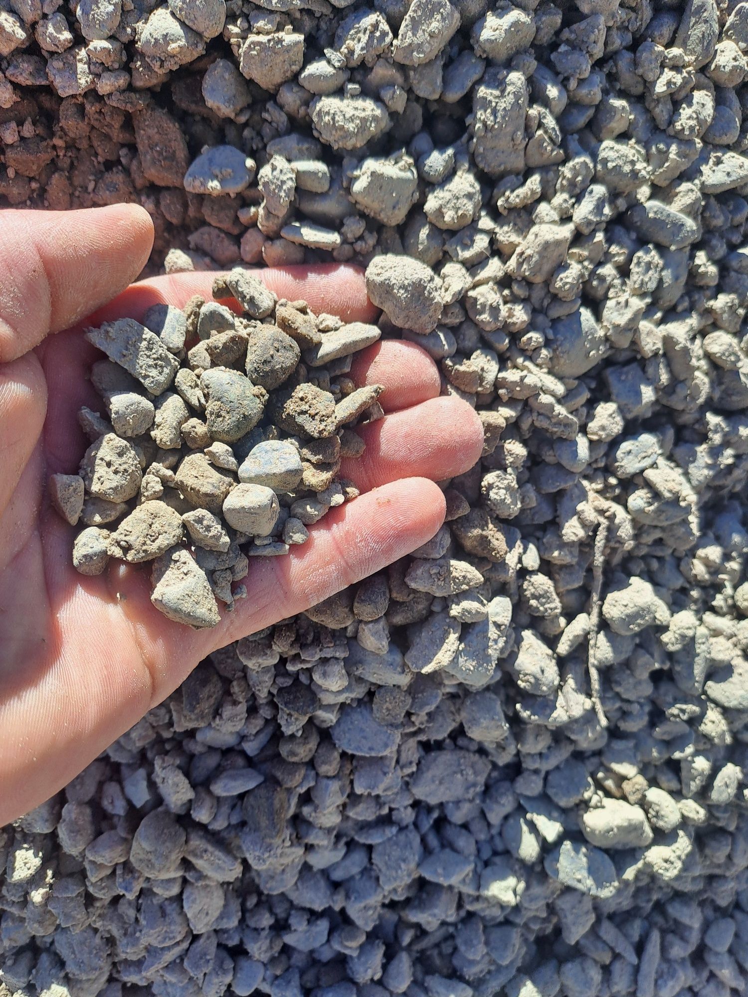 ВОЗИМ ПЕСОК БУХТАРМА 14ТЫС тонна мешками грузчики щебень Песок кз ПГС