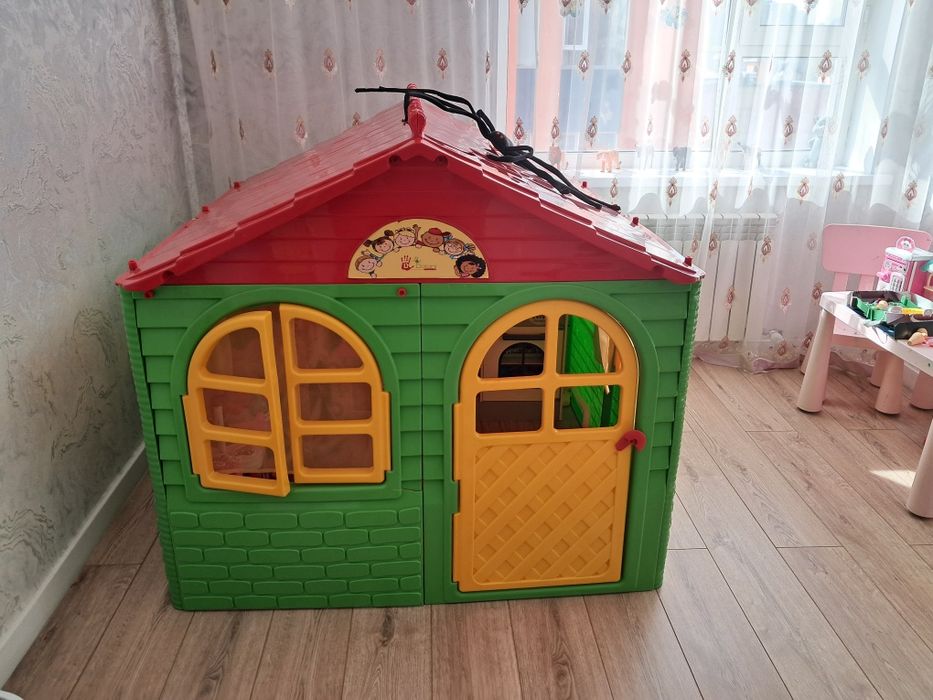 Продам детский домик