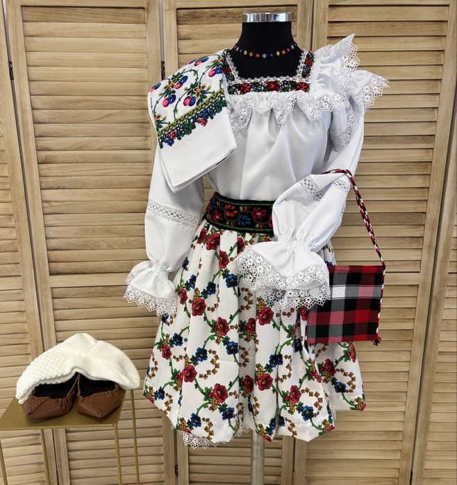 Costum traditional de Maramures pentru femei set complet
