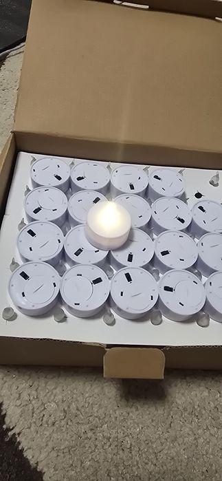 Set 100 de lumânări cu baterie