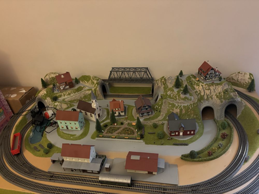 Diorama de vanzare