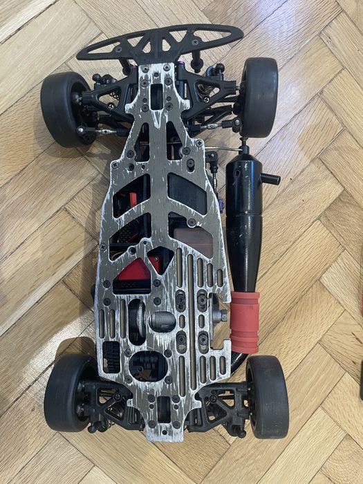 Hobao hyper 10 nitro rc (радиоуправляема кола)