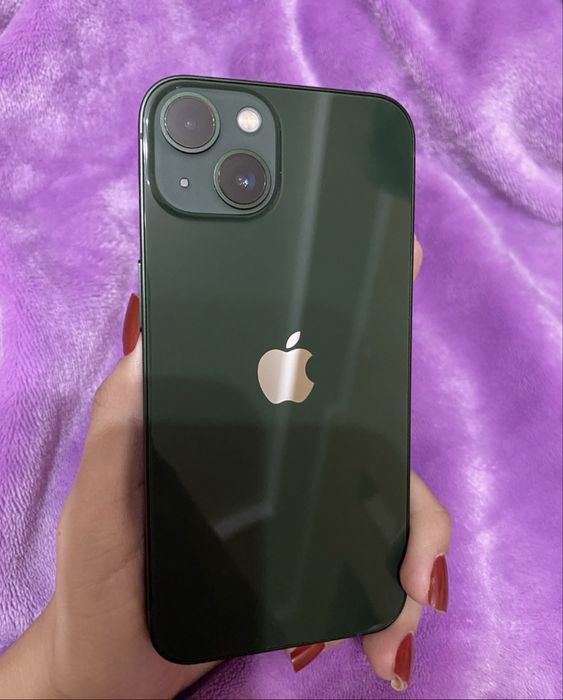 IPHONE 13 Продам Новая