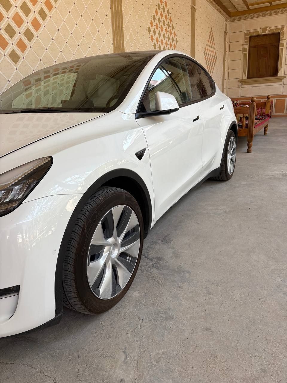 Yangi Tesla Model Y